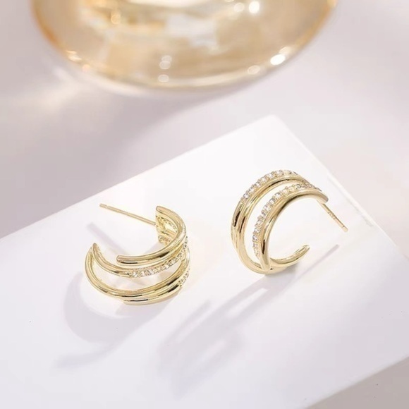 - 18K GP Hoops - Picture 4 of 10